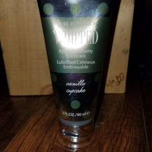 Pure Romance Whipped Vanilla Cupcake